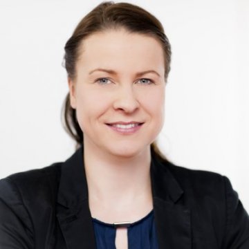 Janina Löbel